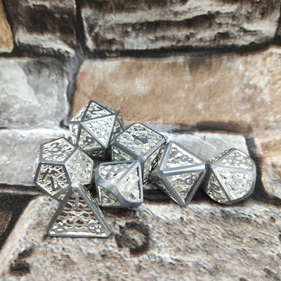 প্রাপ্তবয়স্ক DND RPG উচ্চ তাপমাত্রার জন্য বিলাসবহুল বৃত্তাকার পলিহেড্রাল ডাইস