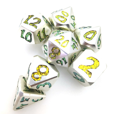 হ্যান্ড পোরিং গোল্ড প্লেটেড সারফেস RPG RPG ডাইস সেট 7 Pcs পলিহেড্রাল