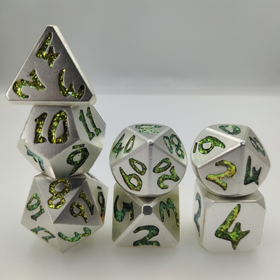 হ্যান্ড পোরিং গোল্ড প্লেটেড সারফেস RPG RPG ডাইস সেট 7 Pcs পলিহেড্রাল