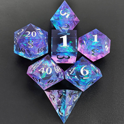 বেগুনি রজন ডাইস 7PCS DND ড্রাগন এবং ডানজোন Polyhedron ধারালো প্রান্ত