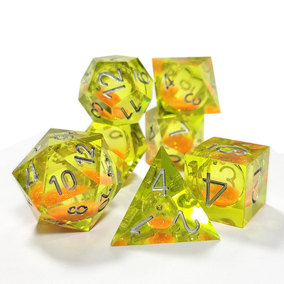 কমলা স্রোত বালি হলুদ স্ফটিক রজন Dnd Dice Sharp Edge Fantasy