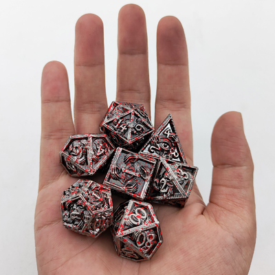 বিলাসবহুল মেটাল পলিহেড্রাল ডাইস 8 সক্রিয় রং TRPG Dungeons এবং ড্রাগন Dnd মেটাল ডাইস সেট