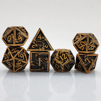 বিলাসবহুল মেটাল পলিহেড্রাল ডাইস 8 সক্রিয় রং TRPG Dungeons এবং ড্রাগন Dnd মেটাল ডাইস সেট